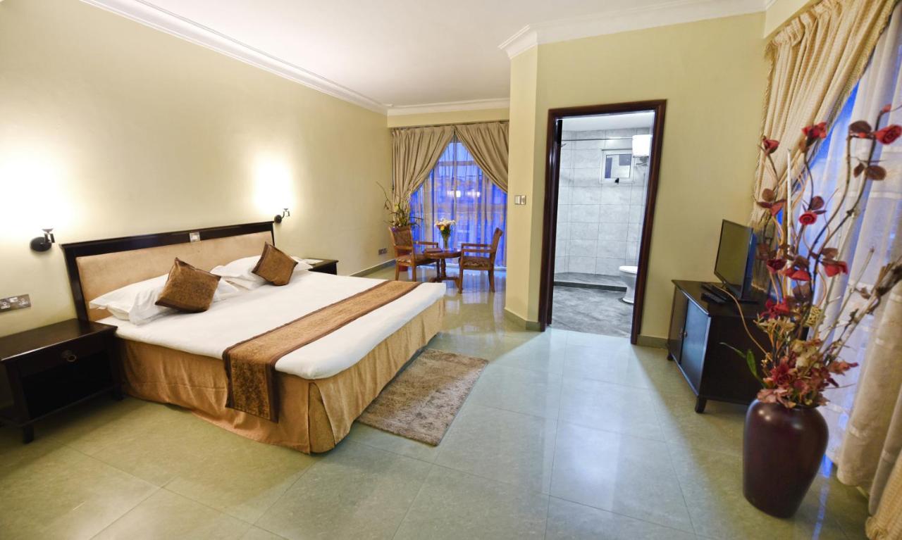 Hotel Sojovalo Кампала Екстериор снимка
