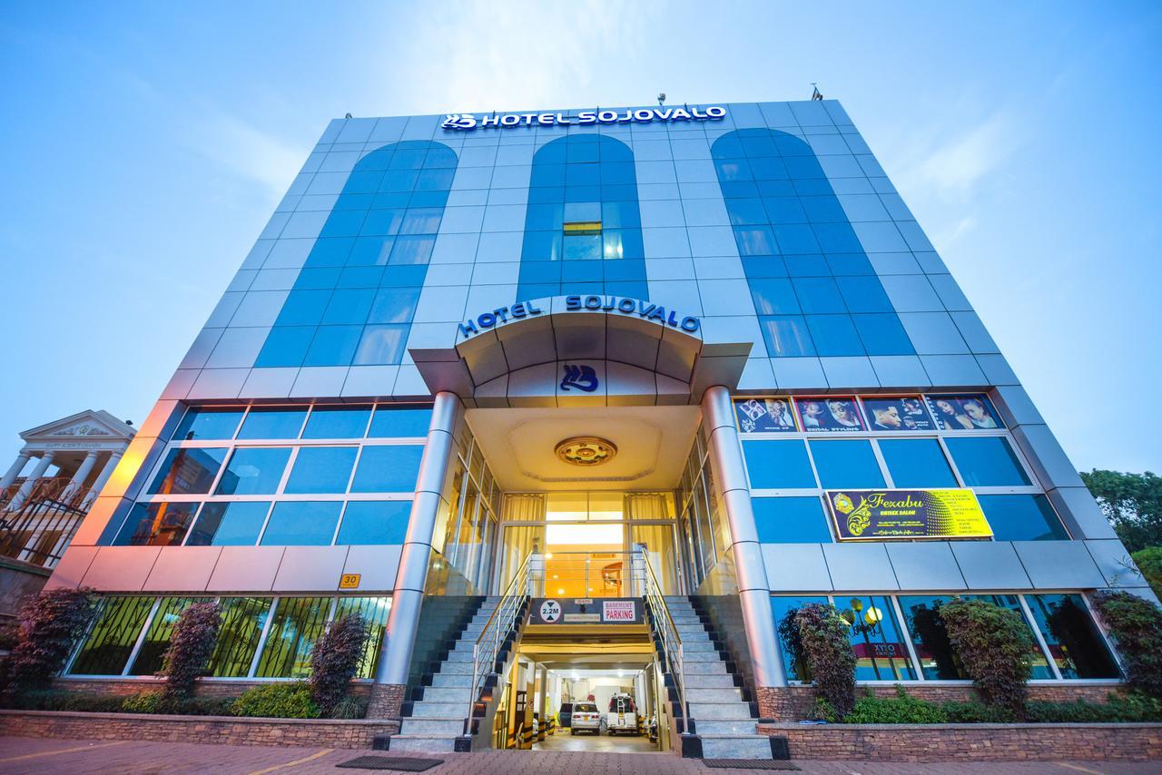 Hotel Sojovalo Кампала Екстериор снимка
