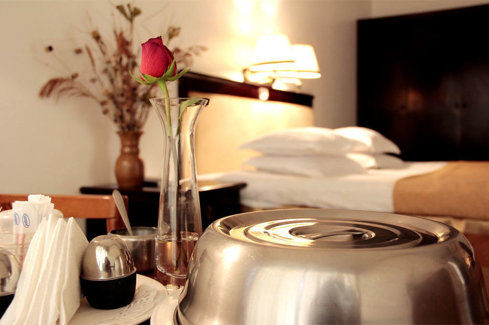 Hotel Sojovalo Кампала Екстериор снимка
