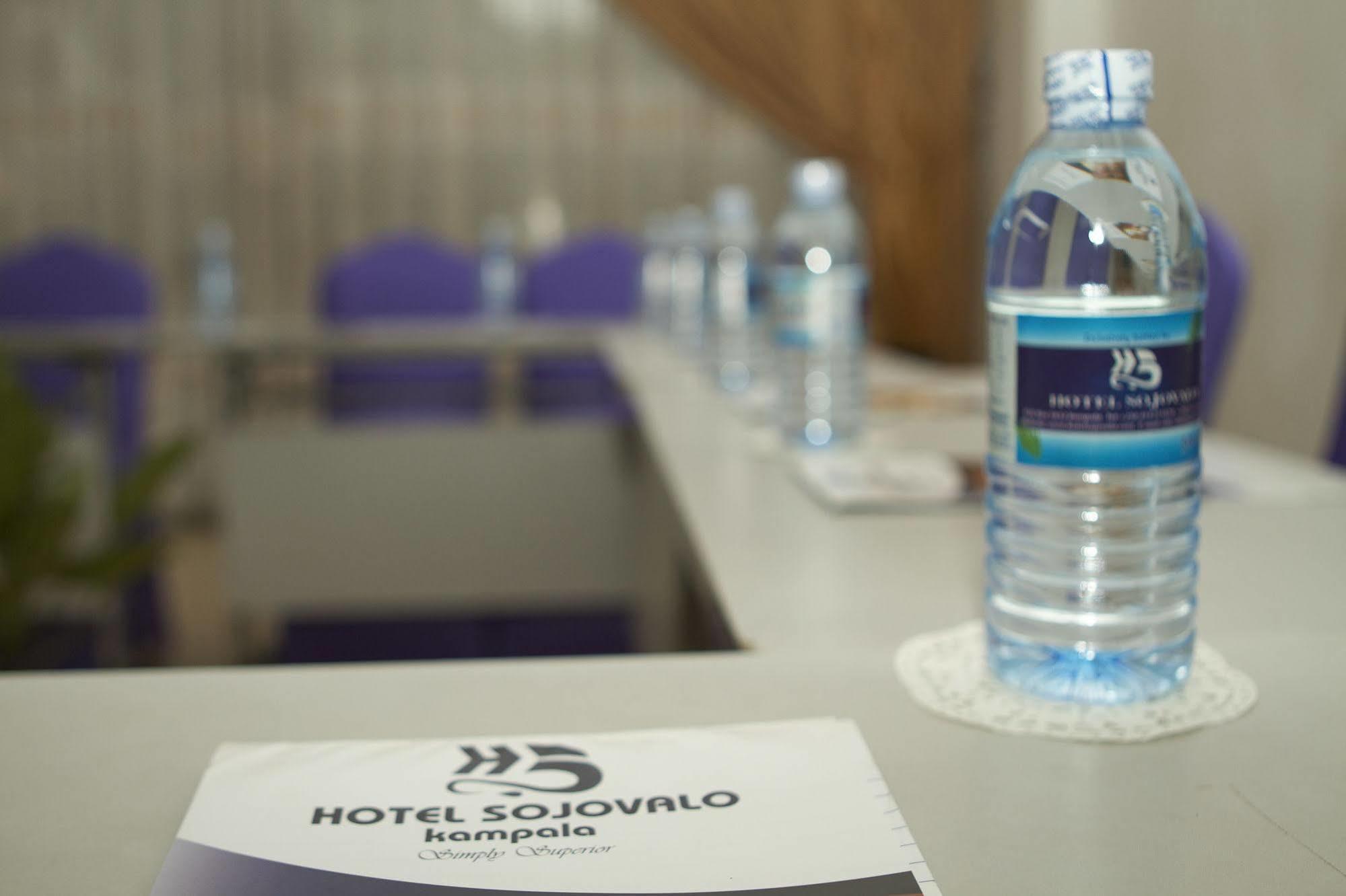 Hotel Sojovalo Кампала Екстериор снимка